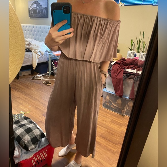 Romper - Picture 2 of 2